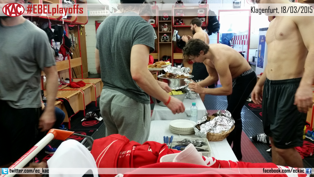 “<a href="/EC_KAC/">EC-KAC (official)</a>: Heute gibt's das Mittagessen in der Kabine. #EBELplayoffs ”