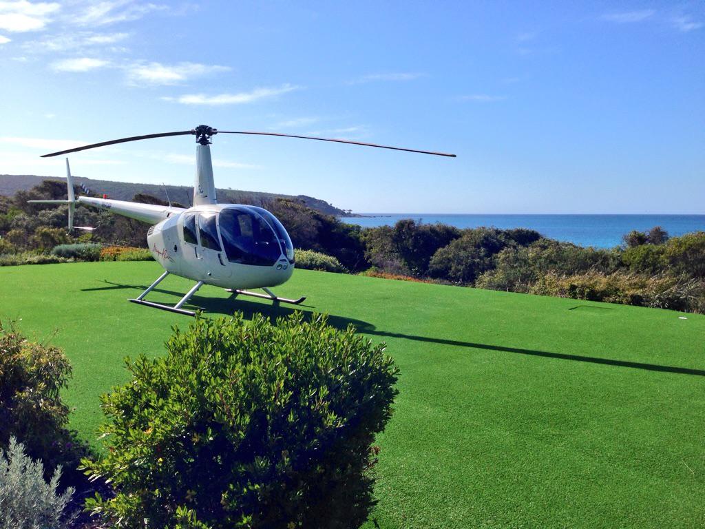 menorcair's tweet photo. Golfing trip? why not go in the heli. http://t.co/dmrJX8fnIn