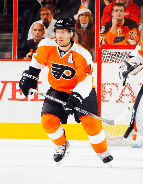 \" Happy 40th birthday to Kimmo Timonen!  get this man a Cup 