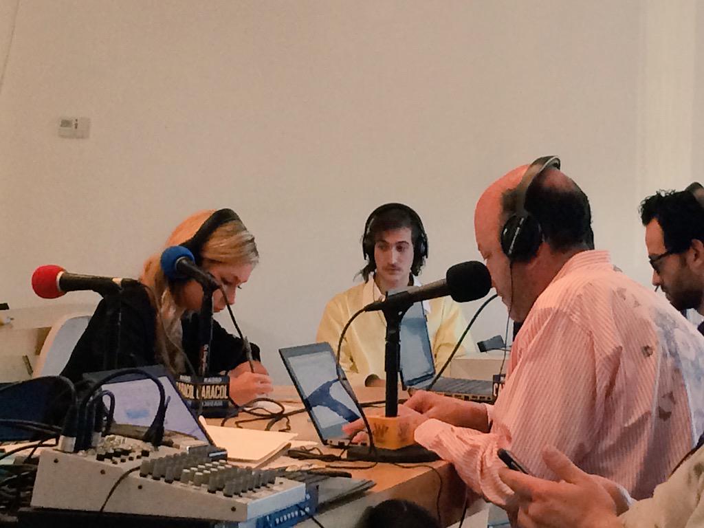 sachariadanir's tweet image. Desde #thelabmiami en vivo @Caracol1260 #juliosanchezcristo junto a @IsmaelTrivino y @JulianaVelez como invitada