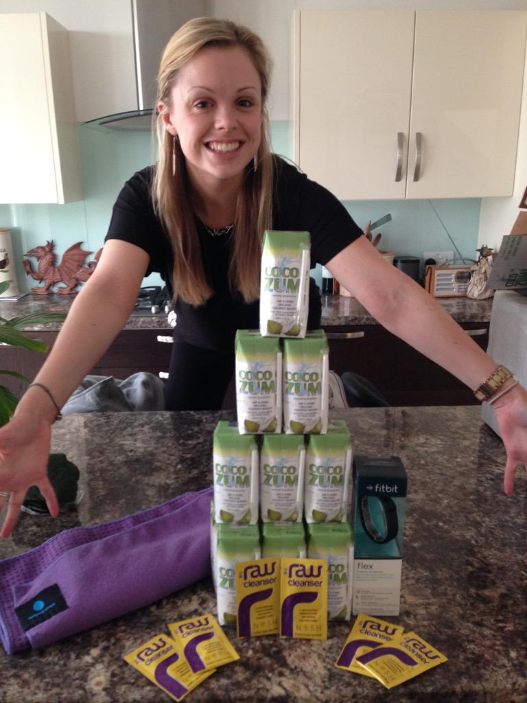 kimiknowles's tweet photo. Thank you for my prize @HotpodWestWales #yogafanatic #coconutwater #fitbit #healthyliving http://t.co/hPRY8C9HuI
