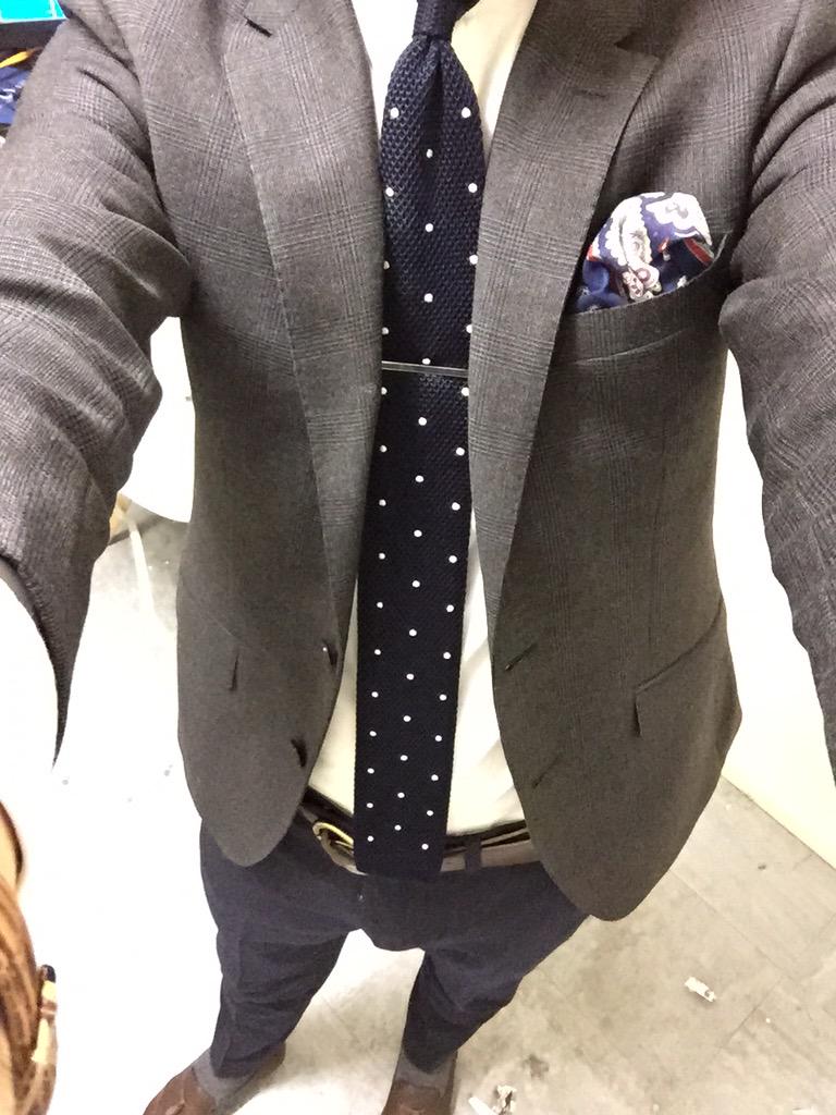 OnTheButton_'s tweet photo. Separates selfie... Navy flannel trousers, a key item and must have in the wardrobe. http://t.co/5ZkyYW8IjH