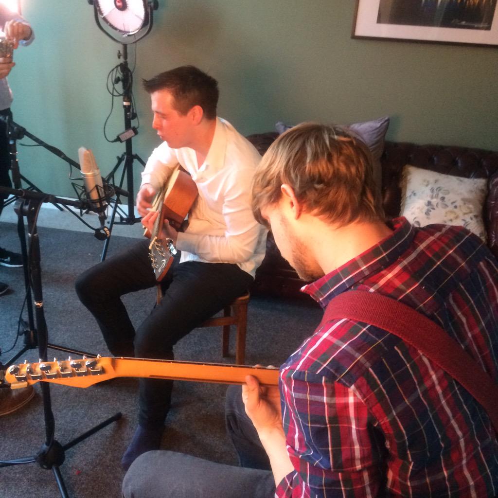 SpacePromotions's tweet photo. @MaxStoneMusic sounds as amazing as ever! Recording a live session with @ReloadSessions at @youtubespacelon ! Wow! http://t.co/muc42rjxAd
