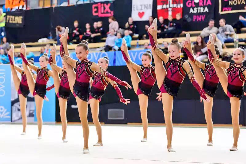 vidajumppaa's tweet photo. Mahtava startti kisakaudelle! Tästä on hyvä jatkaa :) #ovocup #voimistelu #gymnastics #aggvida Kuvat: Sami Ilvonen http://t.co/XawuVMqZBz