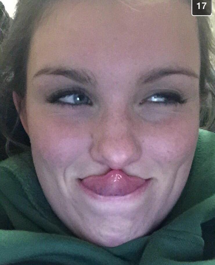 jshock1020's tweet photo. @TaylorOvadek when you forget how to smile http://t.co/g7gOkVf5Ee