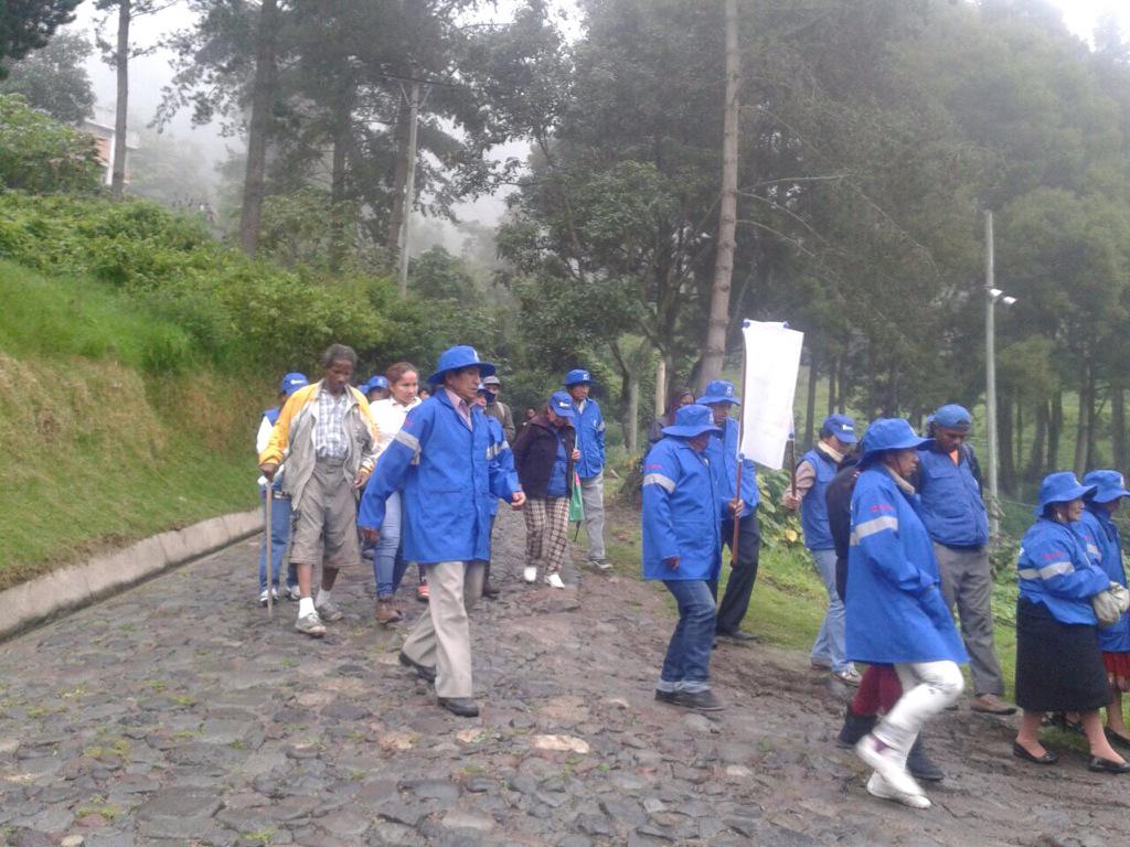 LorenaTapiaN's tweet photo. Los recicladores de base son actores fundamentales en la cadena de reciclaje. Hoy celebramos #DíaDelReciclador http://t.co/urZhNUBabg