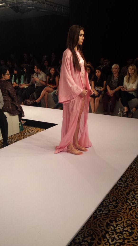 Pretty in pink! @sailexxx #pink #lakmefashionweek #15yearsOfFashion