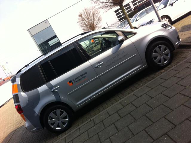 Nieuwe auto's uitvoerders Retail Bouw Nederland bv besparen nog meer CO2! #RBN #CO2 #milieubewust