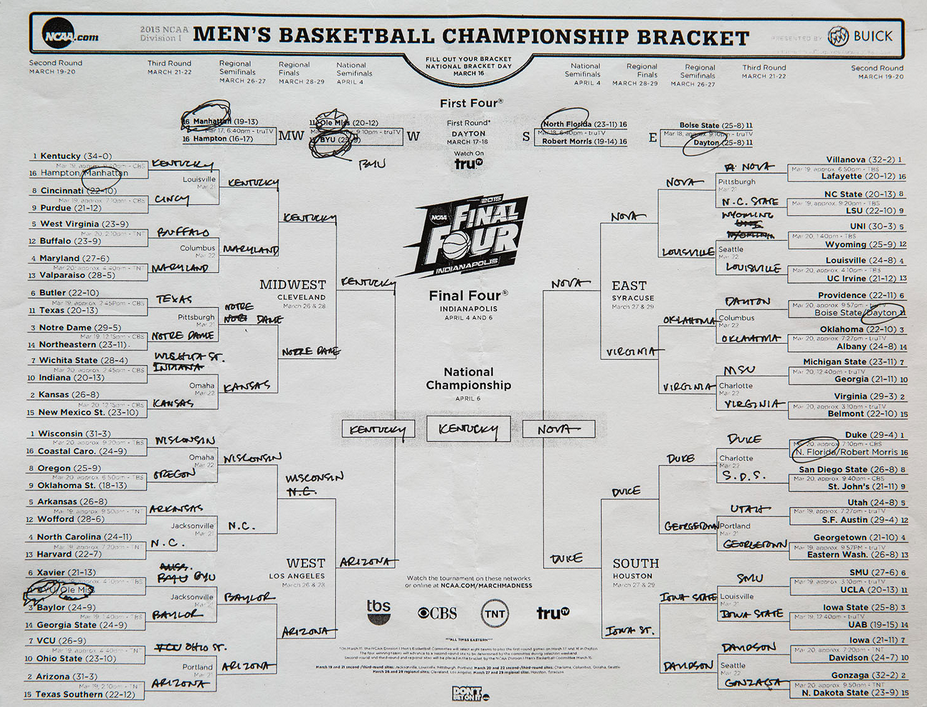 Obama jinxes Kentucky in NCAA bracket