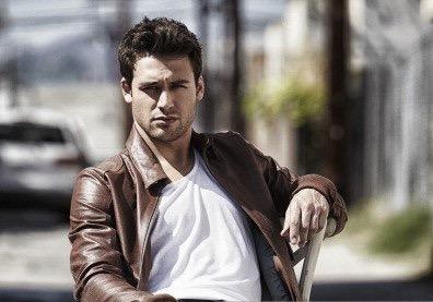 ryanaguzmann_'s tweet photo. night cewe" http://t.co/6iz2rNW0fR