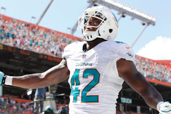 NFLChttr's tweet image. Will #Miami match the #Bills offer on Clay, or let him land in #Buffalo? #NFL - bit.ly/1FCb1g0