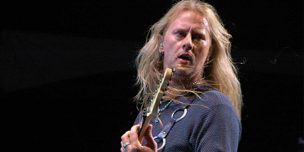 Happy 49th to Jerry Cantrell, lead guitarist and vocalist for    