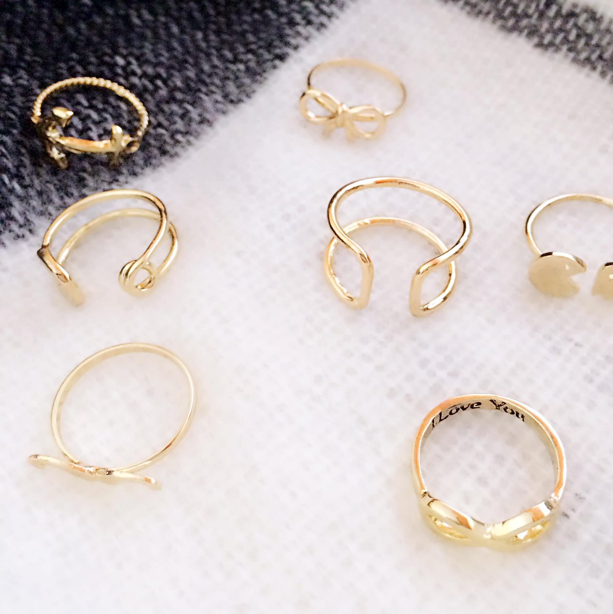 WeAreClassyShop's tweet image. Minimalist Rings from WeAreClassy.com💕 WORLDWIDE SHIPPING🌍 Link in our bio!
