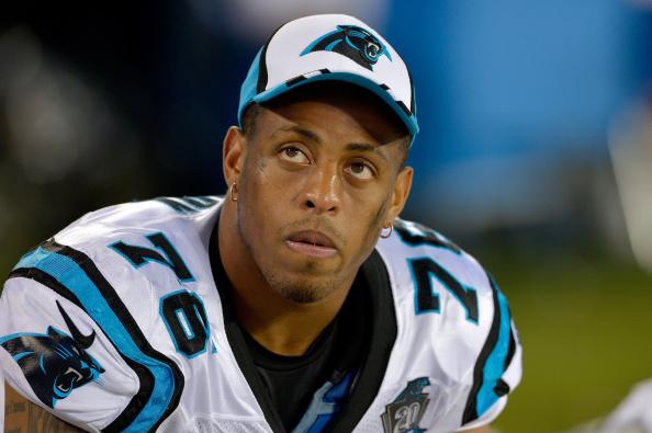 BleacherReport's tweet photo. Report: Greg Hardy agrees to 1-year deal with @dallascowboys, deal could be worth up to $13.1M http://t.co/ZtMfMztnHT http://t.co/03VTrmTC6a