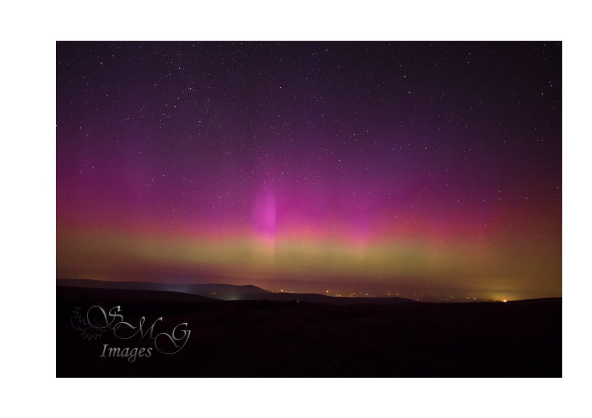 Last nights display ~ #AuroraBorealis  #PreseliMountains @PembsCoast