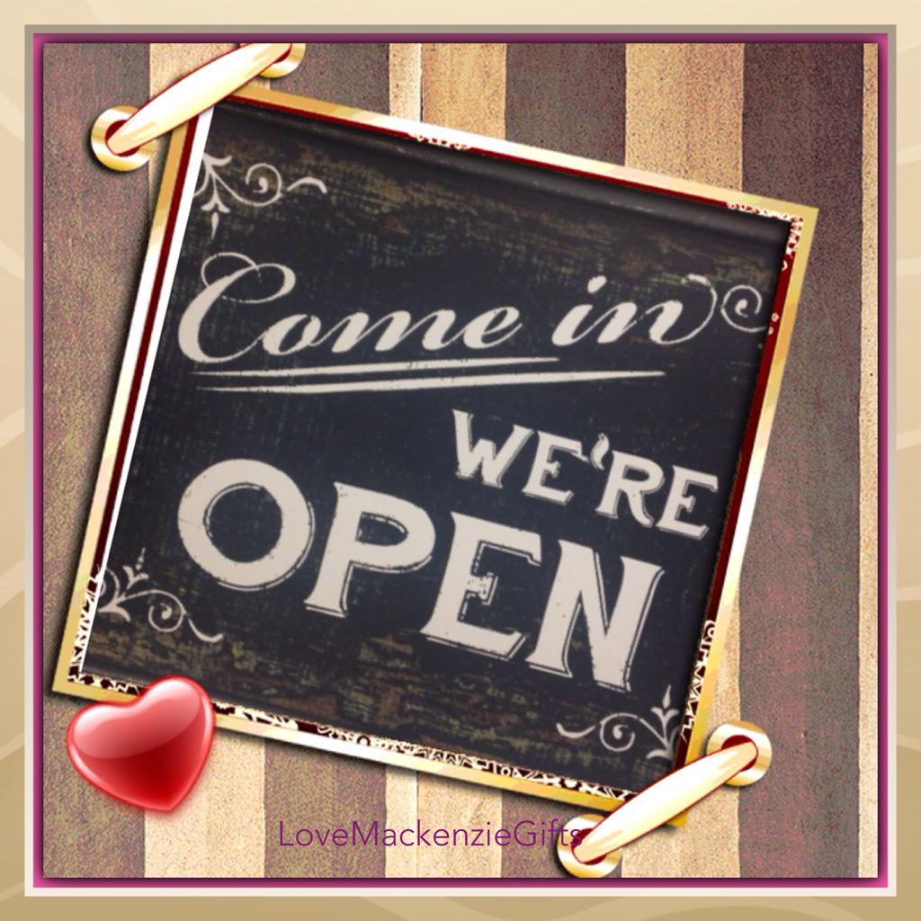 lovemackenzie25's tweet photo. Happy Wednesday. #lovelies #lovemackenzie #lm #love #abundance #beautiful #bathboom #bath #celebrate #create #dreams http://t.co/bA5RJtUAnh