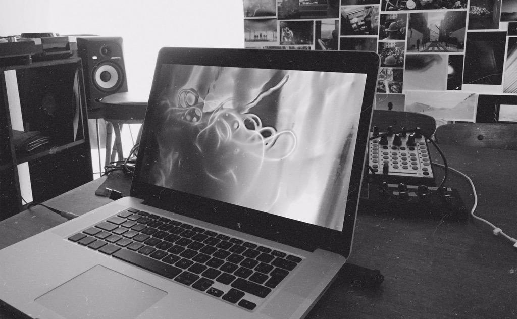 AnnHiko's tweet photo. Ann Hiko x VJ Vilho - working on live visuals. http://t.co/X8ieuznr3H