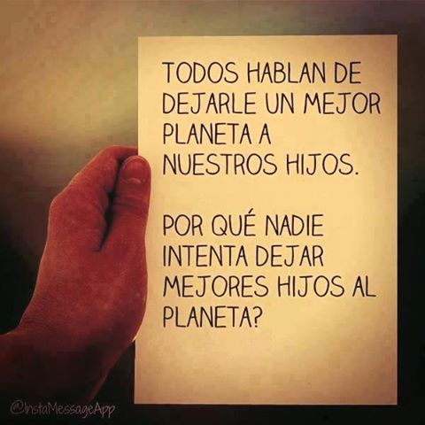 gonzadanna_'s tweet photo. @brozoxmiswebs Se preocupan por "qué mundo les dejarán a sus hijos" pero no por qué hijos le dejarán al mundo. http://t.co/rccEjATQmy
