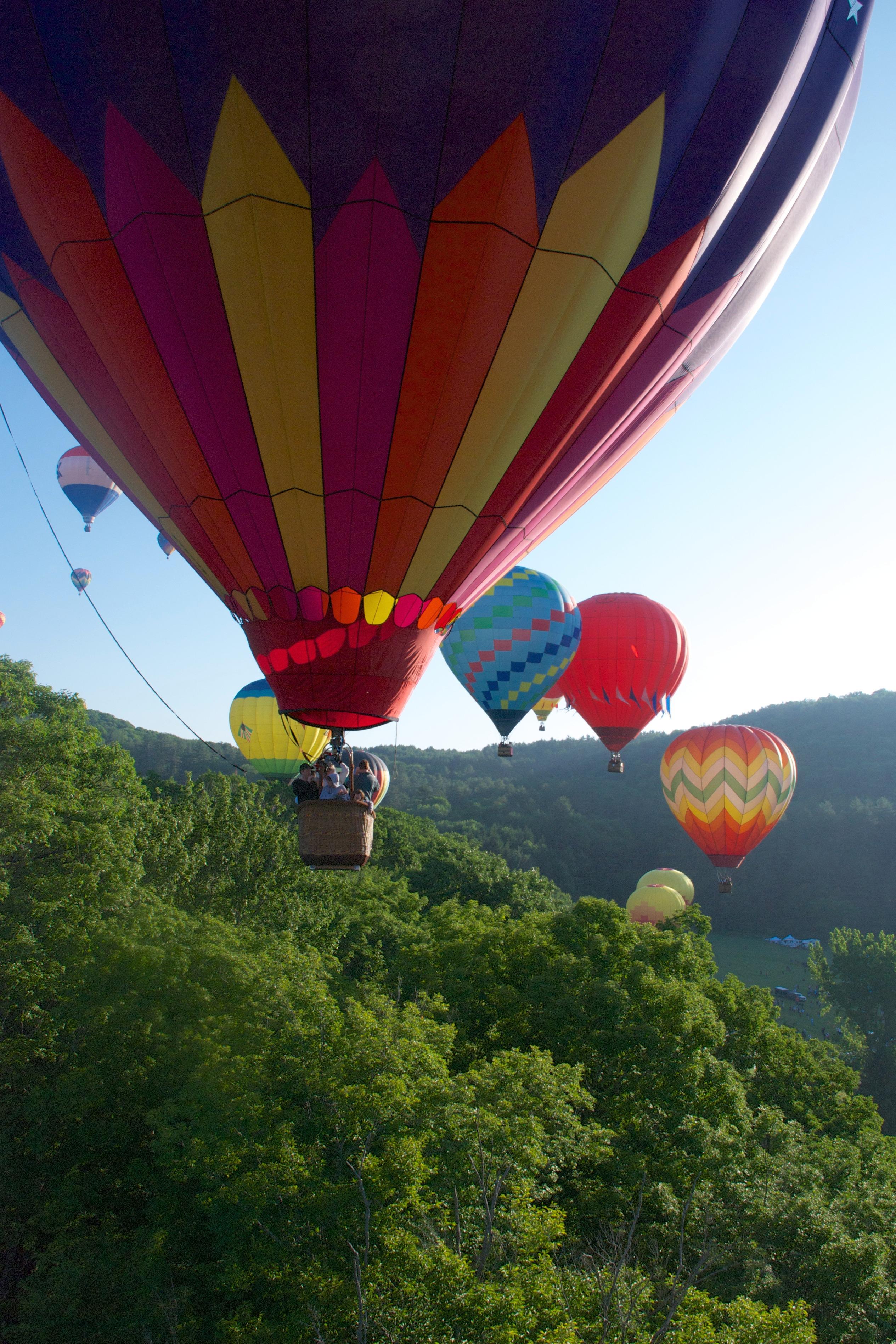 Quechee Balloon Festival (QuecheeBalloons) / Twitter