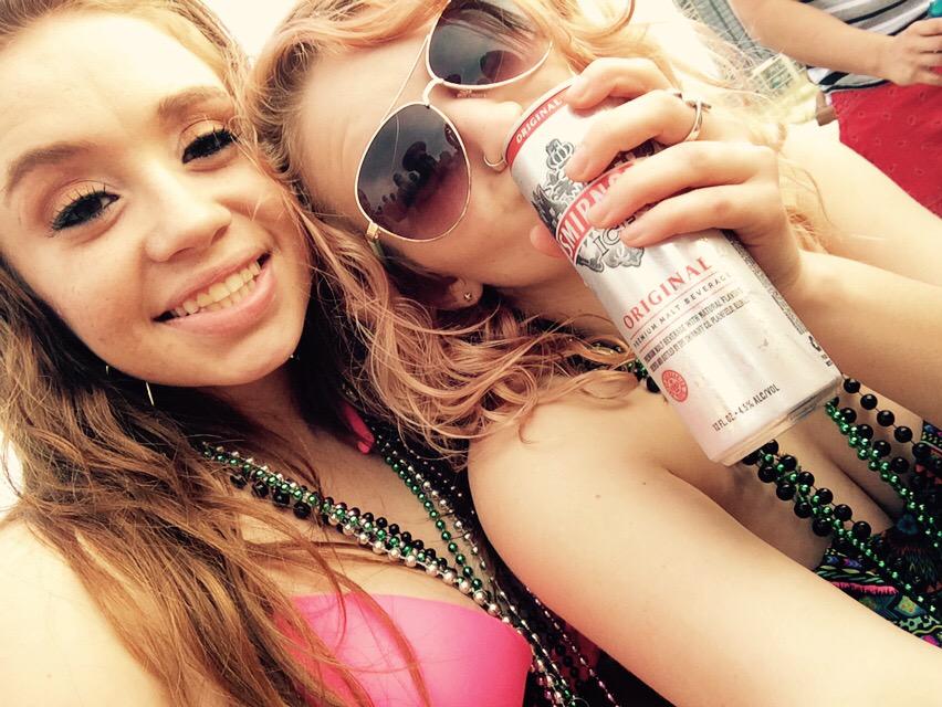 high_immegann's tweet image. Bad bitches are the only thing that I like #wcw @Nottooshabby25 @bekah1278 @SimplyJazmin @XimenaBriseno @ethridge94 💛