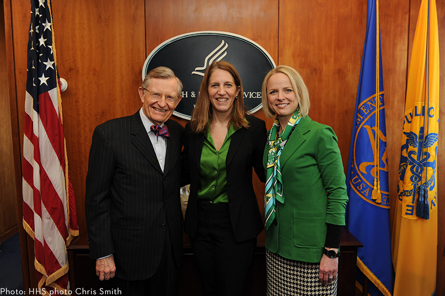 JSirangelo's tweet photo. Such a pleasure to connect with two amazing leaders, @HHSGov @SecBurwell &amp; @WestVirginiaU Pres. @GordonGee! http://t.co/OcVzIdzhxO