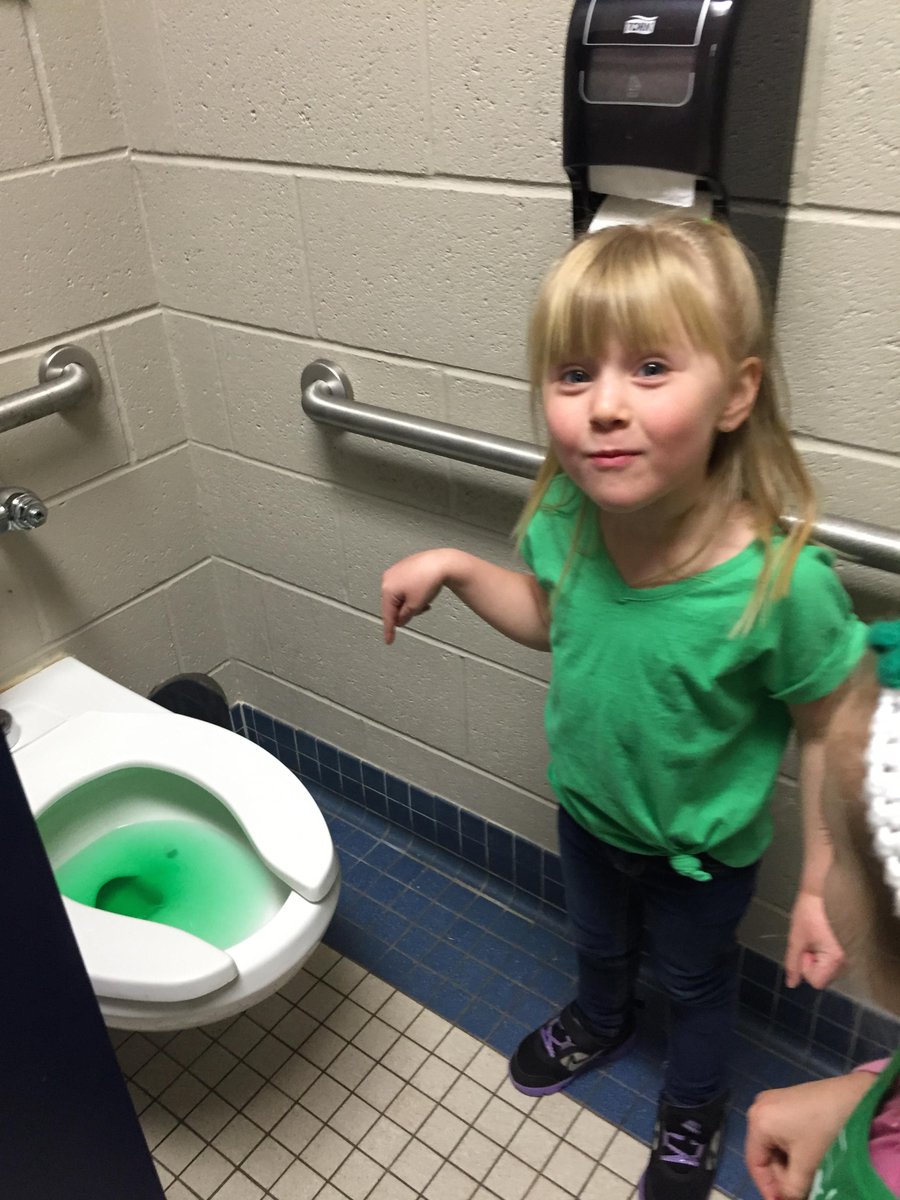 Hauckll's tweet photo. Those leprechauns caused lots of excitement in our classroom yesterday. http://t.co/Q8z9JW2CaO