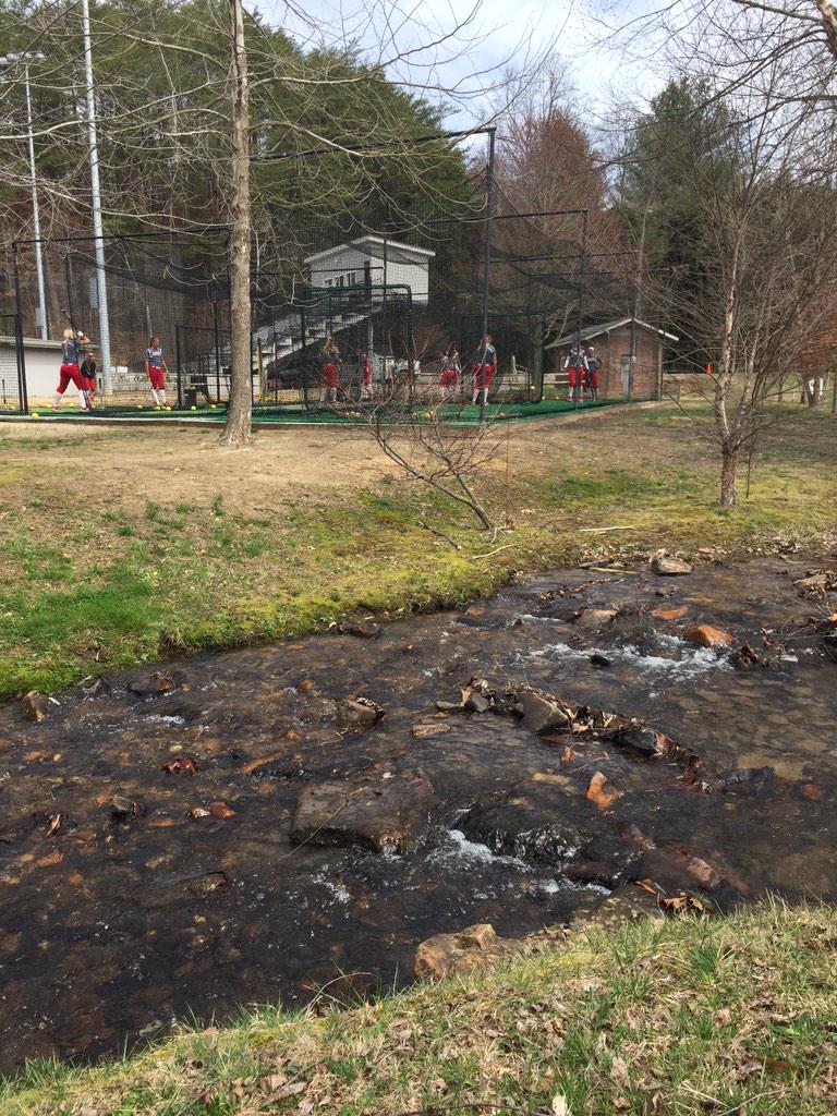 FlaglerSoftball's tweet photo. @FlaglerSoftball: We love the scenery today @YHC_Softball http://t.co/uDXGRs5XRF