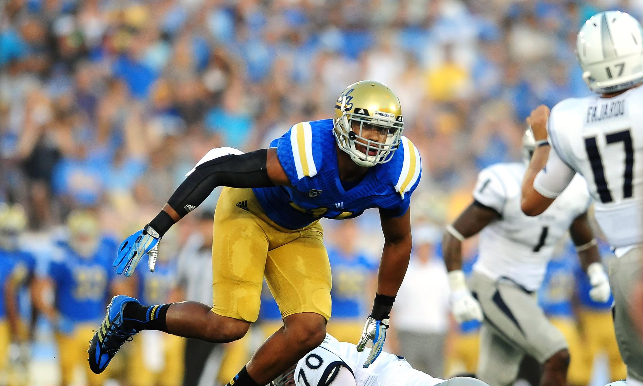 Happy 23rd birthday to the one and only Anthony Barr! Congratulations 