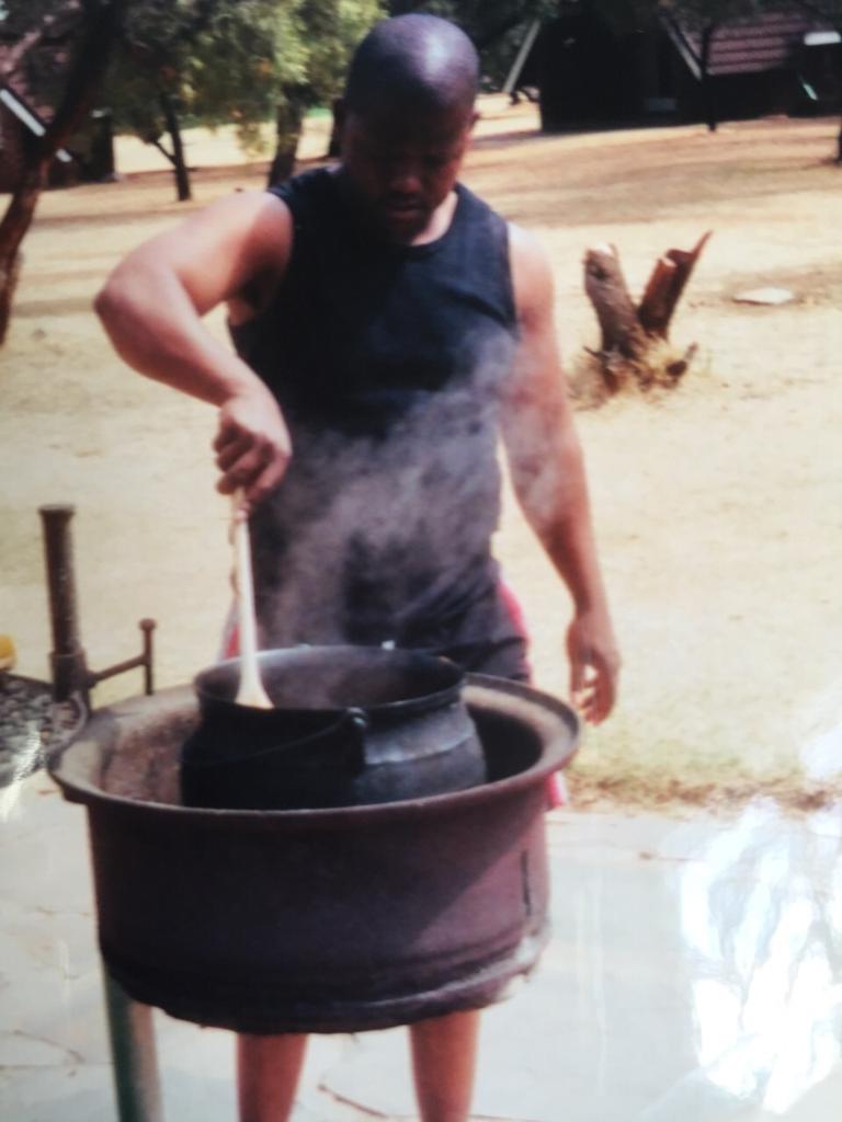 slmatsose's tweet image. 