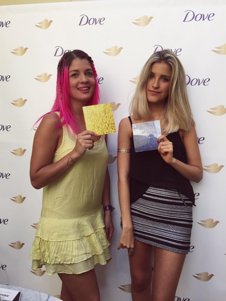 finiferrari's tweet photo. Con @Dakyta acompañando a @Dove_AR en esta gran charla junto a @MaisonAubele #LaVidaEsColor #InvisibleDry http://t.co/prghzFiJY3