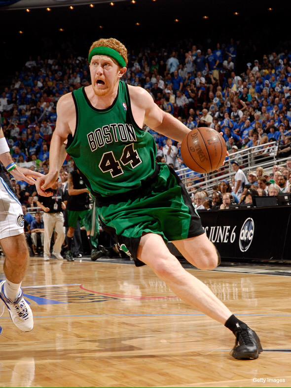 Happy birthday to the \"White Mamba\", Brian Scalabrine ( 