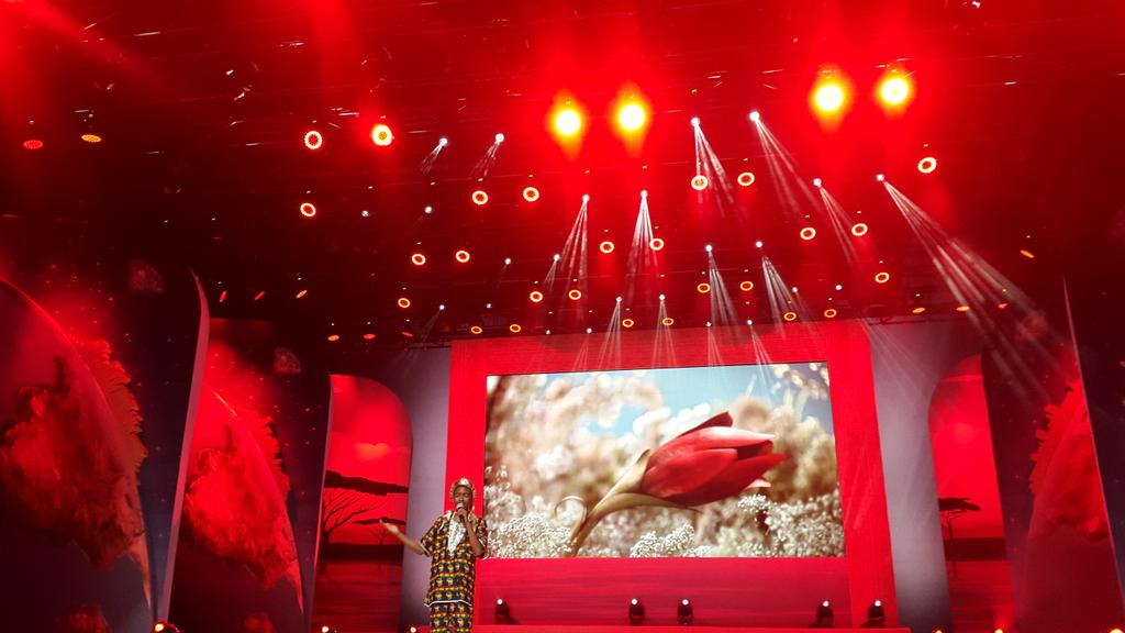 bilgenilgi's tweet photo. #SouthAfrican student from Cape Town performs the beautiful Turkish song "Boyle Bir Kara Sevda". #iflc2015 http://t.co/x4lNqvRUVr”