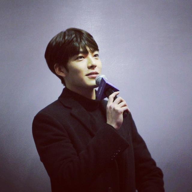 WOOBINAHHH's tweet photo. 03/25 Twenty stage greeting cr.eunjung95  #스물  #Twenty #KimWooBin #김우빈 http://t.co/0FiCqrgijc