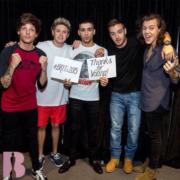 actmyage_____'s tweet photo. みんなすごいもん一位なれるよ！！
#KCA #Vote1DUK http://t.co/rYfZqr05fM