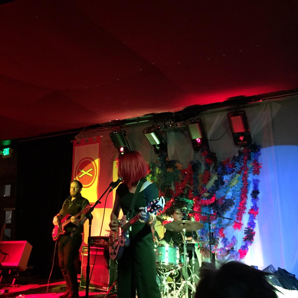 bronwyn leslie tweet media