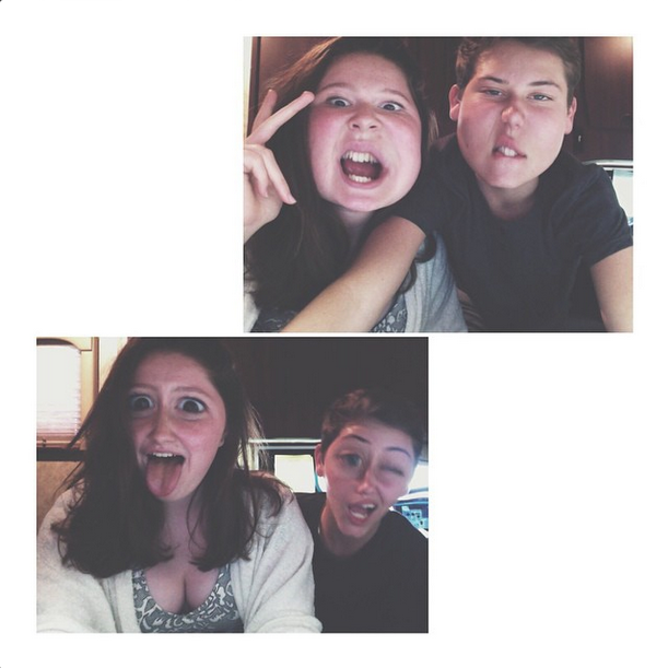 shamelessspics's tweet photo. Emma Kenney &amp; Ethan Cutkosky http://t.co/xbWzQx5T4n