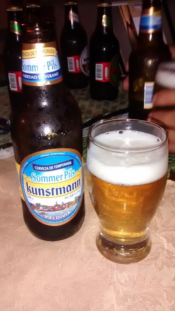 sarmiento1740's tweet photo. @KunstmannEC  están buenas las cervezas kunstmann http://t.co/6yXAogJJhK