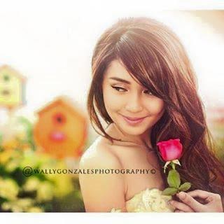 Say Happy Birthday 
KATHRYN BERNARDO :) 