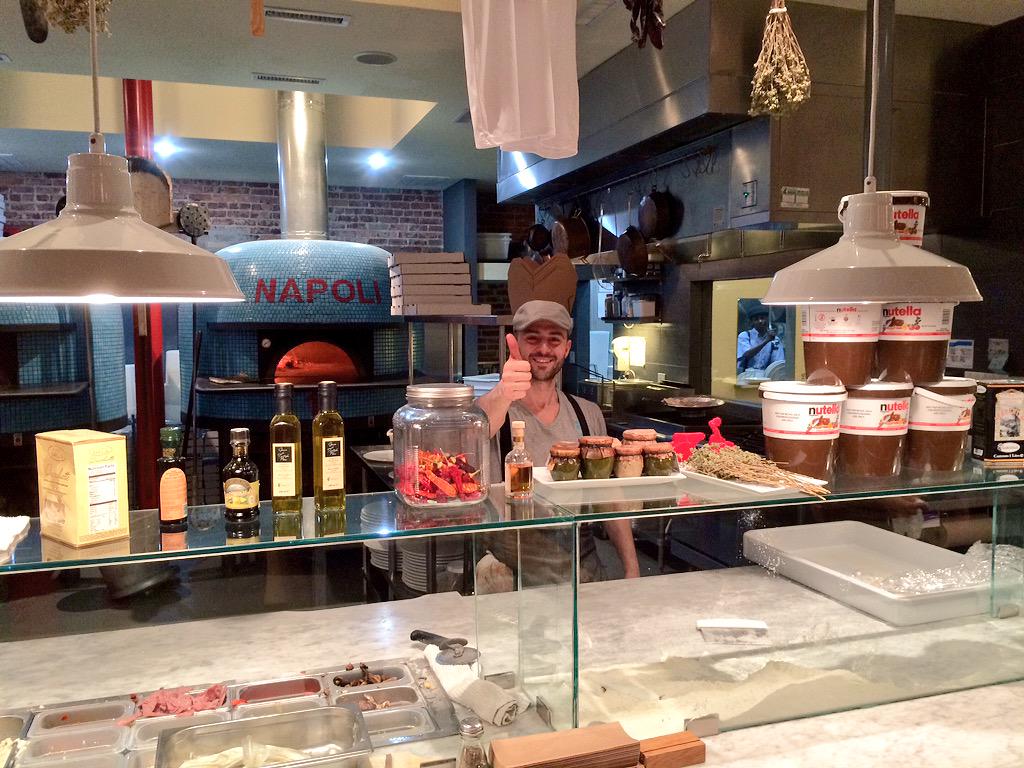 SashaEats's tweet photo. Varuni brothers 👬❤️🍕 #VaruniNapoli #ATLfood #MidtownATL #SashaEats http://t.co/0FmPWfQKjf