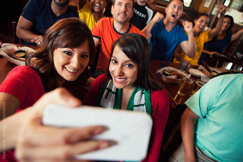 MikeTrut's tweet image. Let me take a selfie :-) #selfietv #2bars