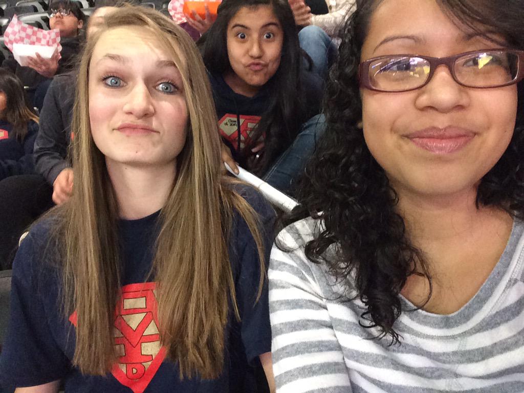 _MariaAlvarez_7's tweet photo. Come on Denver! #NuggetsGame #LetsGoNuggets http://t.co/dPtKiQihpk