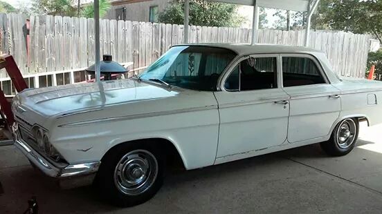 Fox174Fox's tweet photo. #KBBEffectSweeps love Dale Dr best driver🏁🏁1962 Bel Air http://t.co/e0CcQ8lOAP