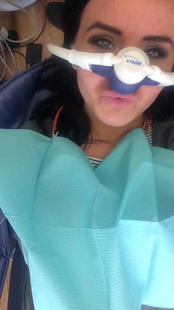 TheUltraViolet_'s tweet photo. Just in case you guys wanted an update. I still love the dentist.😂✌️ http://t.co/3qFbPbiwLg