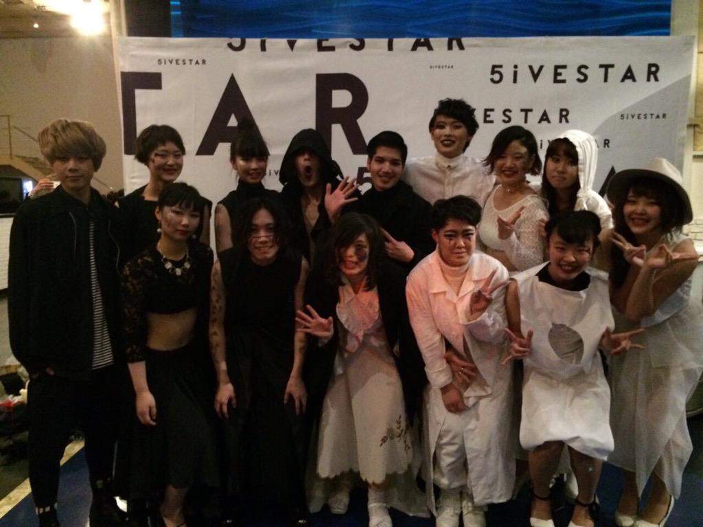 alsys_jp's tweet photo. 3/23 新木場STUDIO COASTにて
5iVESTARに出演させていただき、
過去と未来の飛躍をテーマにダメージとモードの衣装で歩きました。

良い経験になりました！ありがとうございました！！
#alsys #5iVESTAR http://t.co/smSJnG1m4E