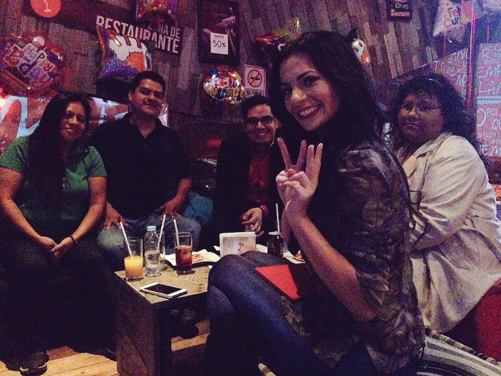 #MiMejorCumpleFue en <a href="/barezzito_pol/">Barezzito Polanco</a> con <a href="/monse_dii/">Monse Díaz</a> <a href="/gabghm/">gabriel eduardo</a> ganadores que me dejan ser feliz al conocerlos ✌️