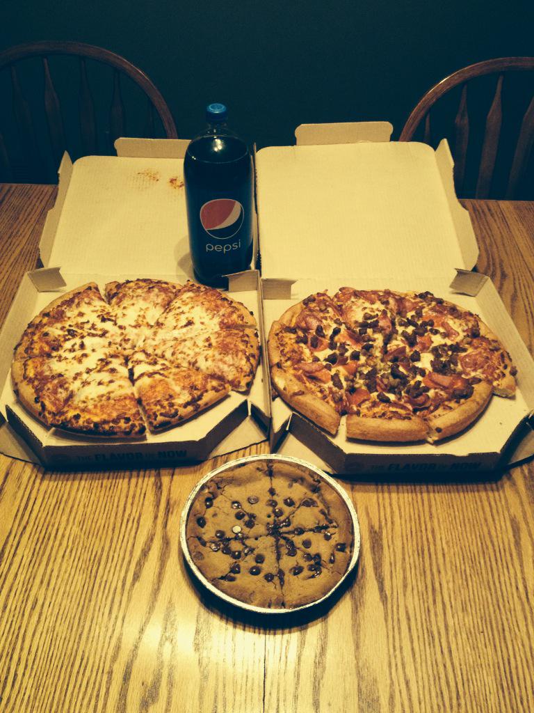 Having a slice...  Thank you!  #NERD@DropikShari <a href="/kondravy/">Krista Kondravy</a> <a href="/KateMcShane7/">Kate McShane</a> <a href="/hdavi/">Holly Davidson</a>