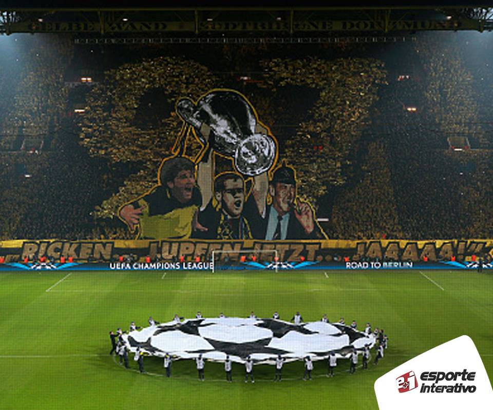 TNTSportsBR's tweet photo. Torcida do @BVB fez um mosaico ESPETACULAR antes do jogo contra a @juventusfc! Quem curtiu DÁ RT! #QuartaDeLiga10 http://t.co/wflziwixGZ