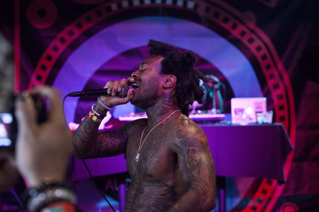 audiocommon's tweet photo. .@DeniroFarrar took down the house at Brass House Tavern #AudioCommonSXSW http://t.co/OdBWDMu3i6
