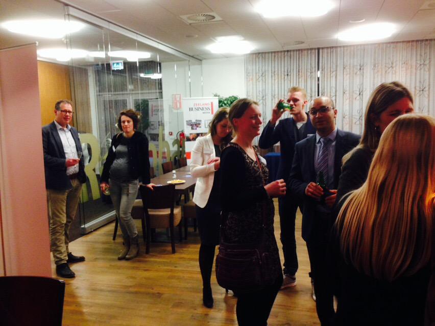ZeelandBusiness's tweet image. Effectief netwerken #startersnetwerk