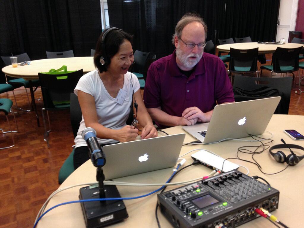 LearningTimes's tweet photo. @UHMaui producer Anne Ku jumps into help with #tcc20th Learn to Succeed with her weekly show http://t.co/8fSs25Fe7u http://t.co/3jK4KN22wq